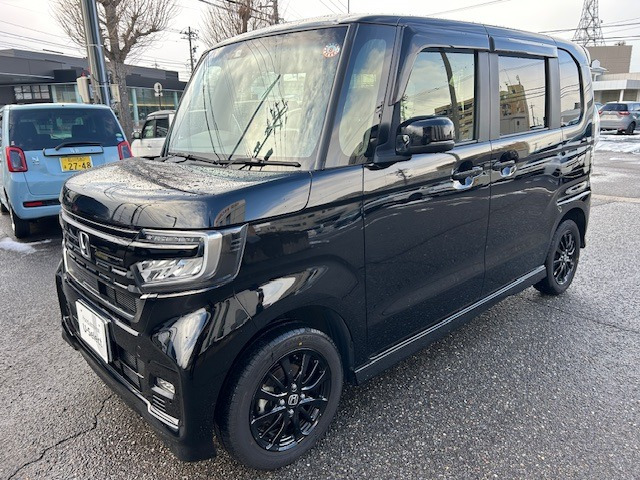 N-BOXカスタムL スタイルプラス ブラック 4WD