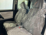 フロントシートです。ゆったり運転ができます。長距離ドライブもラクラク♪♪