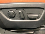 シートはパワーシートになっています。ポジションを快適な位置に調整できますよ。
