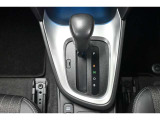 ミッションはCVTを搭載しておりますのでシームレスな加速と低燃費を体感できます。