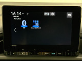 スマートフォンのような操作感の静電式タッチパネル。