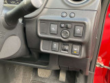 運転席右側に各種スイッチがあります!
