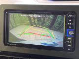 【バックカメラ】駐車時に後方がリアルタイム映像で確認できます。大型商業施設や立体駐車場での駐車時や、夜間のバック時に大活躍!運転スキルに関わらず、今や必須となった装備のひとつです!