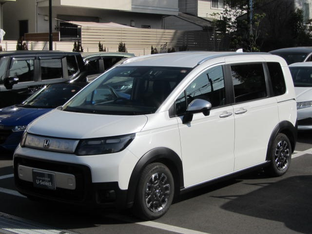 フリード 1.5 クロスター （5BA-GT2）
