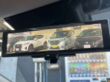 ルームミラーはモニタータイプのスマートミラーです☆