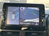 アラウンドビューモニター 駐車場での車庫入れや狭い道路での走行にカメラで確認が出来るので安心です。