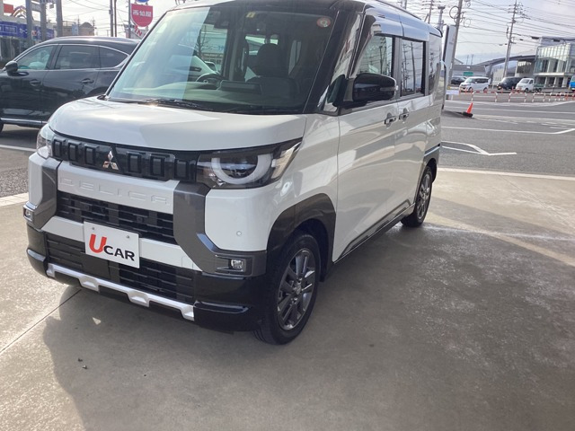 デリカミニ T プレミアム 4WD 