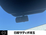 最近では付いてる車も多くなってきました。中古車ではまだまだ付いていればラッキーなドライブレコーダーです♪