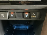 運転席/助手席シートヒーターで寒い日もすぐに温かくなり快適に過ごせます