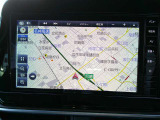 大画面の純正メモリーナビ付きなので遠方へのドライブも快適ですよ♪