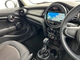 ◆LIBERALAは、輸入車選びの新たなスタイルを提案するインポート・セレクト・ブランドです。オーナー様となる方がクルマから直接感じる感性を第一にした、最良の一台との出会いをコーディネートいたします。