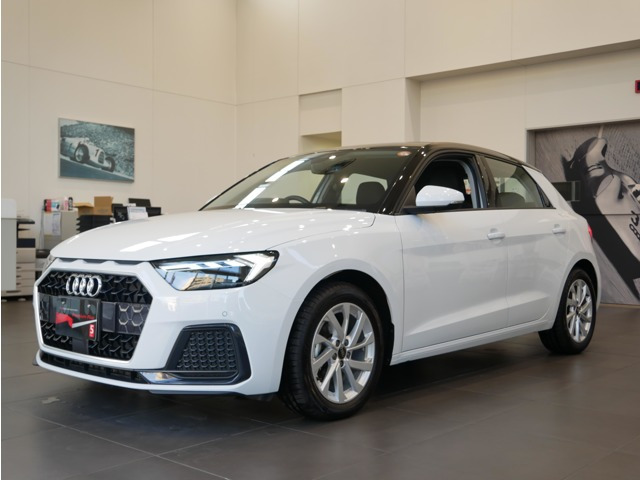 A1スポーツバック 25 TFSI アドバンスド