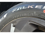 225/55R18インチタイヤを装着しています