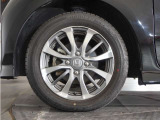 アルミホイール装着車です!これで足元まわりもおしゃれにきまります!
