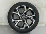 夏タイヤ(18インチアルミホイール) タイヤサイズ 225/50R18