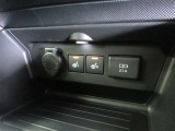 運転席・助手席あたたかシートヒーター付です☆冬場はヒーターの為のエンジン始動を抑えられるので低燃費につながります☆
