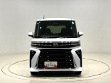 細部にメッキパーツの煌き。大人の感性に響く洗練さを身にまとったタントカスタムが入荷致しました。