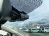 ドライブレコーダー付でもしもに備えてます