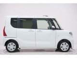 県内13店舗にて常時500台以上ダイハツ車を展示中です。見て、触って、納得のいく一台をぜひ見つけてください。