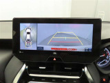 バックモニターを装備しています。車庫入れ時等に車両後方が確認出来るのでとても便利です。