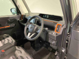 ご覧いただきありがとうございます!安心保証付きの展示車を多数揃えておりますのでお気軽にお尋ねください。