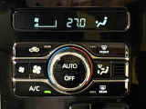 AUTOエアコンを装備しています♪室内の温度を設定するとセンサーが室温を感知して、温度、風量を自動的にコントロ-ルして快適な空間を作ってくれます!