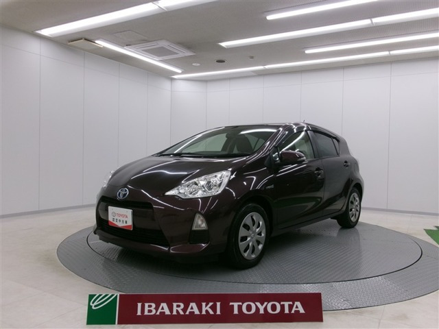 アクア 1.5 G ブラックソフトレザーセレクション 