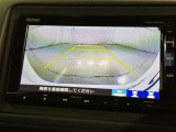 バックモニター付なので後退時に後方が見えるので安心。 車は構造上、死角がたくさんなので万が一を考えると必須ですね。 あくまで補助の為の装備、バックは目視で確認する事が重要ですよ。