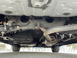 【下回り】目立つ錆や腐食もなくきれいな状態です!もちろん納車前には法定点検を実施致します!//