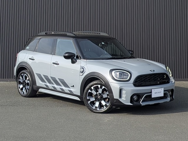 ミニクロスオーバークーパー S E オール4 アンテイムド エディション 4WD