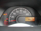 大きく見やすいメーターパネル!走行距離が少ないのも良いですね!