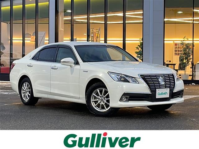 クラウンハイブリッド 2.5 ロイヤルサルーン Four 4WD4WD 修復歴無し