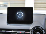 マツダコネクト  走行中もスマートに情報を操れる、マツダ独自の通信システムです。 Mazda&rsquo;s smart system for easy info access while driving.