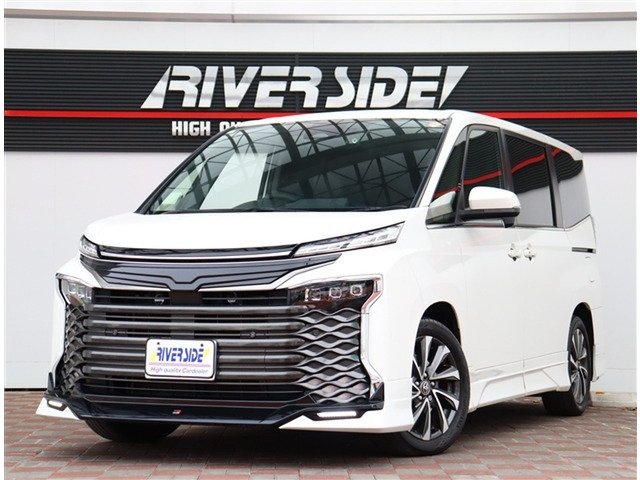 ヴォクシー1.8 ハイブリッド S-Z10.5インチナビ14インチ後席モニターGRエア