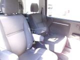 リア席シート