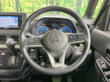 【純正革巻きステアリング】上質な革を使用することで、手にしっかり馴染みとても運転しやすいハンドルです♪
