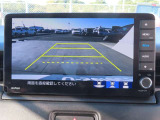 【バックカメラ装備済み】駐車の際の心強い味方!ガイドを見て確認しながら駐車できるので安全です。