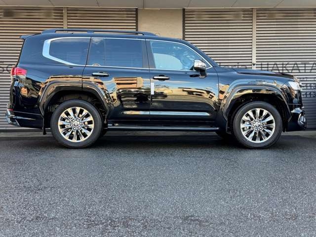 トヨタ ランドクルーザー300 3.5 ZX 4WD NEWモデル モデリスタエアロ