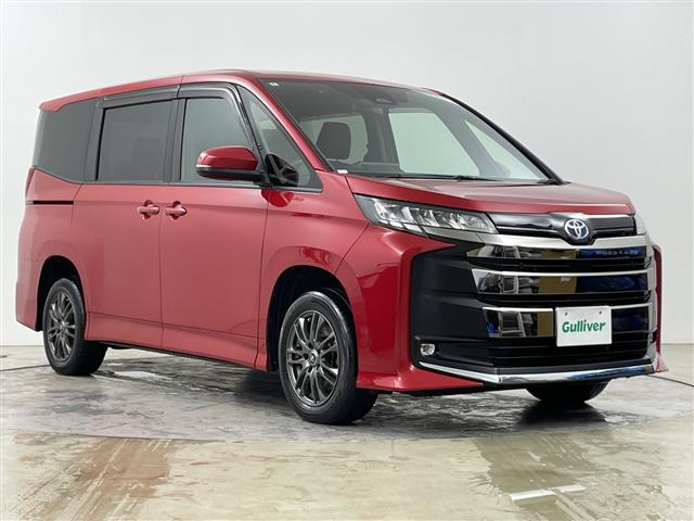 ノア1.8 ハイブリッド S-G E-Four 4WD4WD 修復歴無し