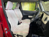 運転席シート廻りは使用感も少なく、良好な状態となっています。丁寧に使われていたことがよくわかりますね。
