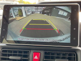 バックモニターで駐車をサポート!苦手な駐車も心強いですね!