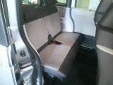 シートは大きな傷やへたりはありません