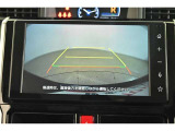 バックガイドモニターで、後方を確認しながら安心して駐車することができます。運転初心者も熟練者も必須の機能ですよ!