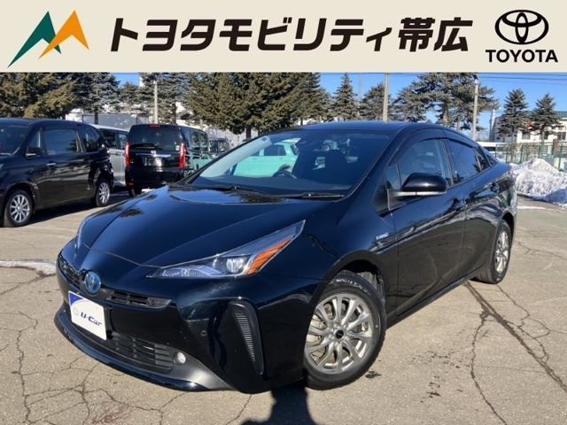 プリウス 1.8 S E-Four 4WD 