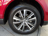 純正18インチアルミ!タイヤサイズは225/60R18です