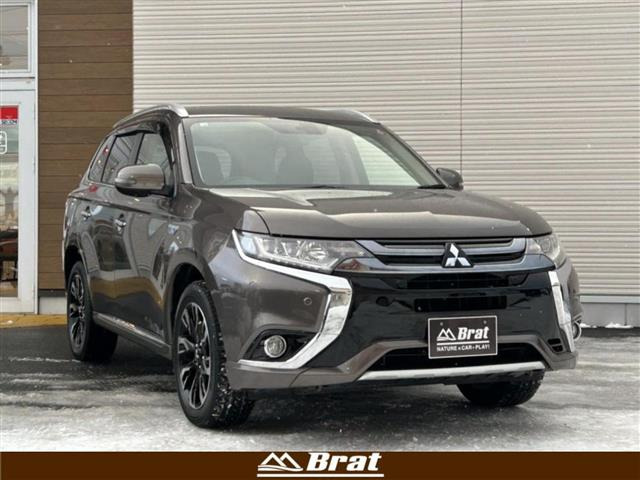 アウトランダーPHEV 2.0 G ナビパッケージ 4WD 