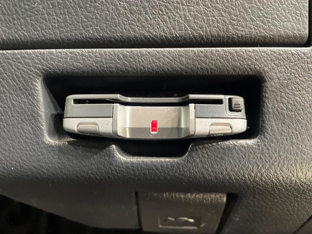 トヨタ bB 1.3 Z Xバージョン 4WD の中古車詳細 (97,355km, ダーク