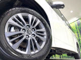 【純正16インチアルミホイール】外観にマッチした純正アルミホイールを装着しております。各種社外アルミホイールや、スタッドレスタイヤも取扱いしております。是非ご相談ください♪