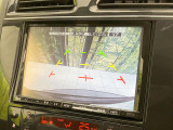 【バックカメラ】駐車時に後方がリアルタイム映像で確認できます。大型商業施設や立体駐車場での駐車時や、夜間のバック時に大活躍!運転スキルに関わらず、今や必須となった装備のひとつです!