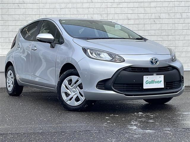 アクア1.5 X E-Four 4WD4WD 修復歴無し